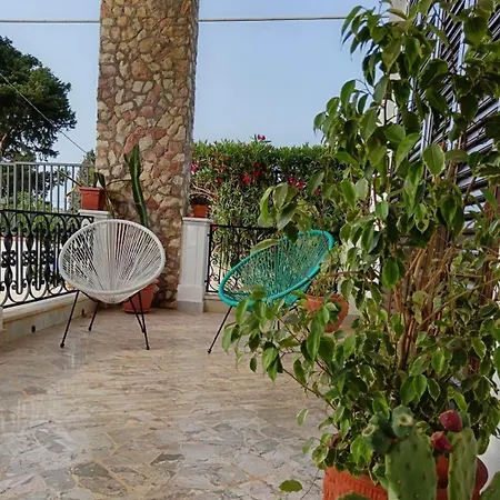 Sealand Villa Terrasini